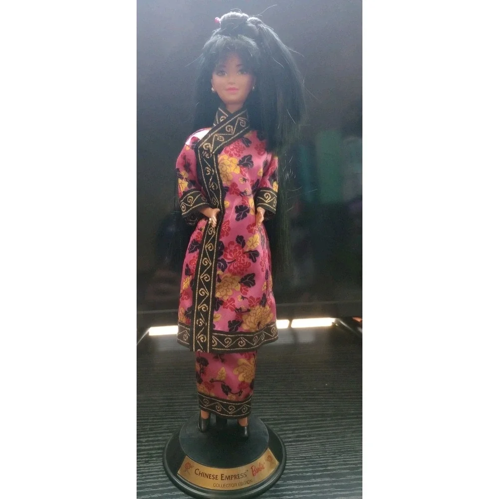 Vintage Barbie Dolls of the World Chinese Empress Collector Edition Doll w/...‎